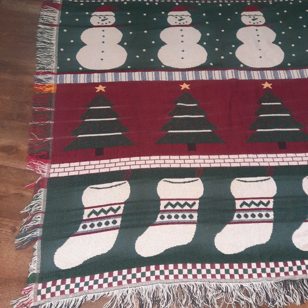 Vintage Festive Holiday Throw Blanket with Snowman and Tree Design